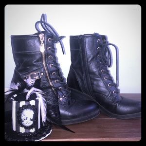 Guess leather ankle boots